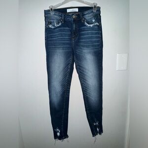 Kancan skinny jeans size 7/27